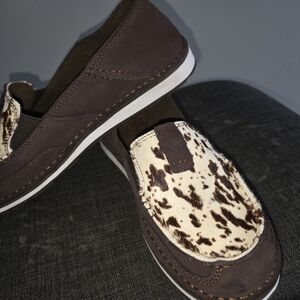 Ariat Brown and White Cowhide Flats